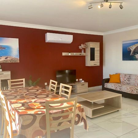 Sunrise Bay Apartments - Frontline Sea Views 세인트폴스베이 외부 사진