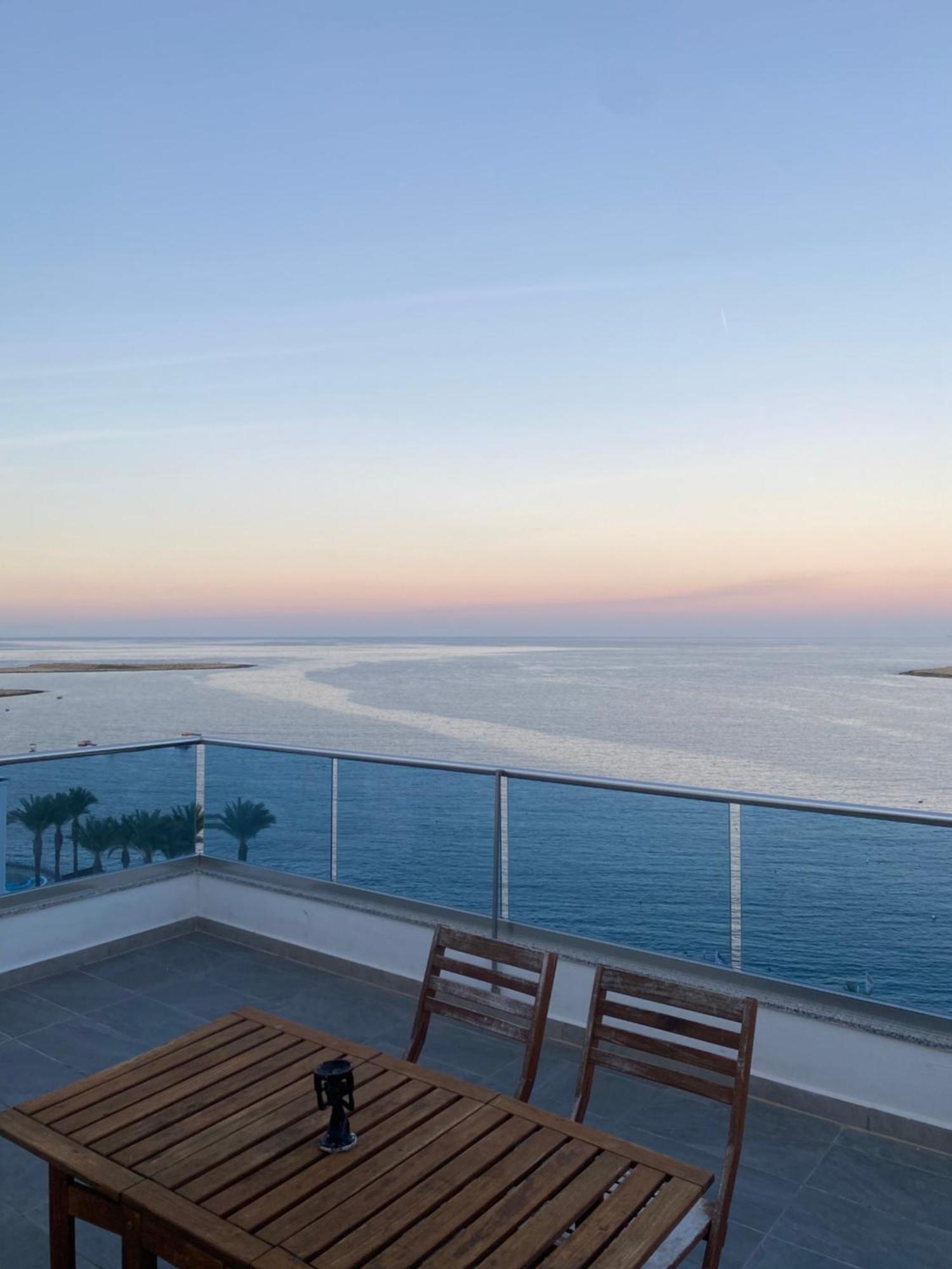 Sunrise Bay Apartments - Frontline Sea Views 세인트폴스베이 외부 사진