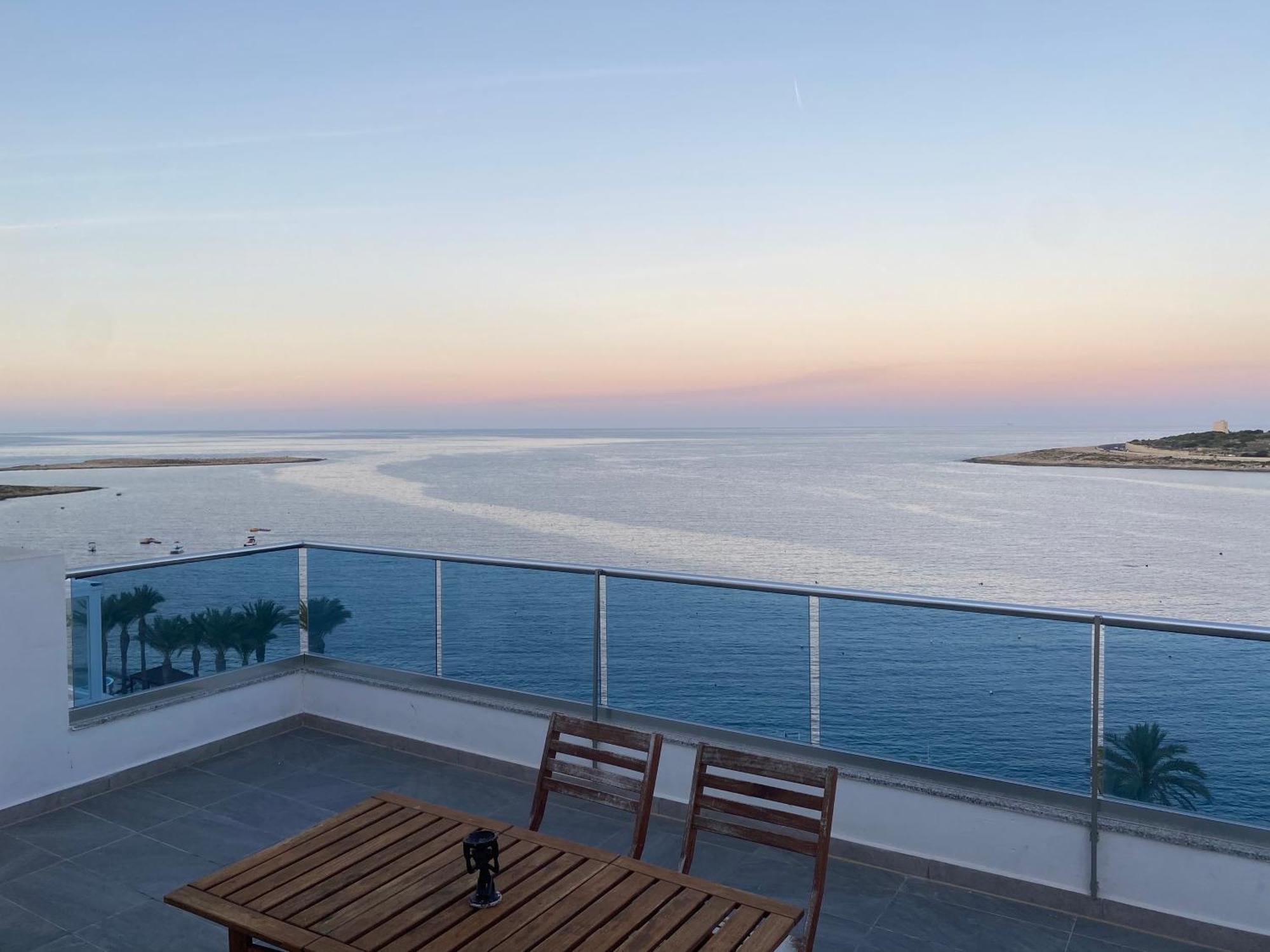 Sunrise Bay Apartments - Frontline Sea Views 세인트폴스베이 외부 사진